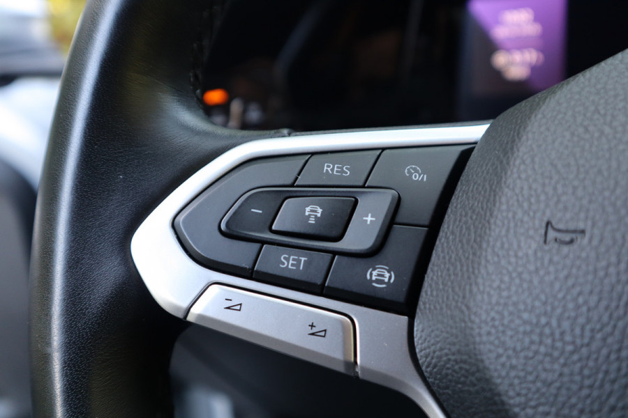 Volkswagen Golf 1.0 TSI Life | Sfeerverlichting | ACC | Carplay |