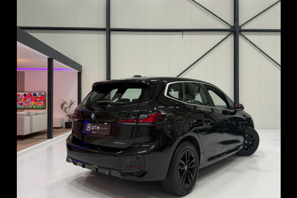 BMW 2 Serie Active Tourer 225e xDrive M-pakket | Plug-in 4x4 | 360° | Elek. Trekhaak
