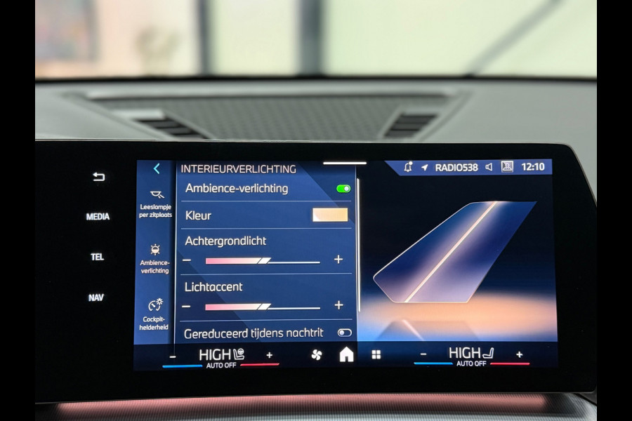 BMW 2 Serie Active Tourer 225e xDrive M-pakket | Plug-in 4x4 | 360° | Elek. Trekhaak