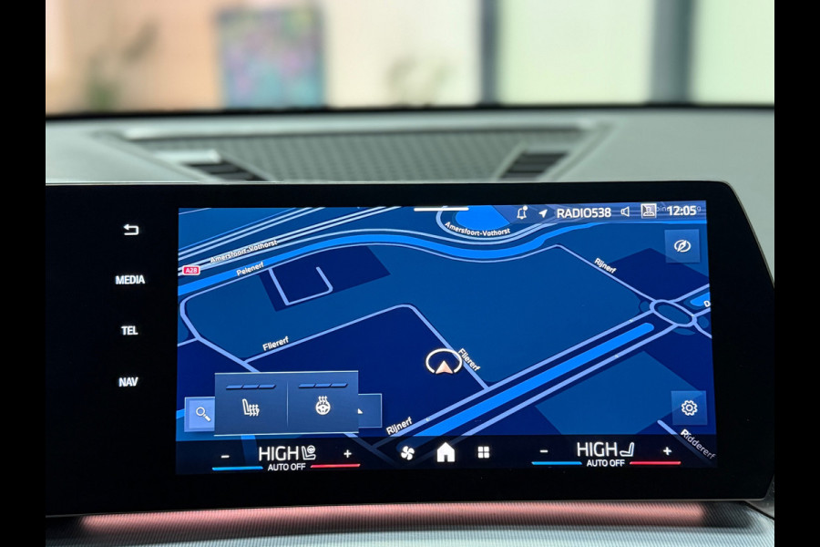 BMW 2 Serie Active Tourer 225e xDrive M-pakket | Plug-in 4x4 | 360° | Elek. Trekhaak