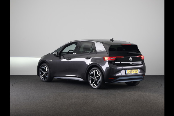 Volkswagen ID.3 First Plus 58 kWh | SOH 93% | Navigatie | Stoelverwarming | Camera | Carplay & Android Auto |