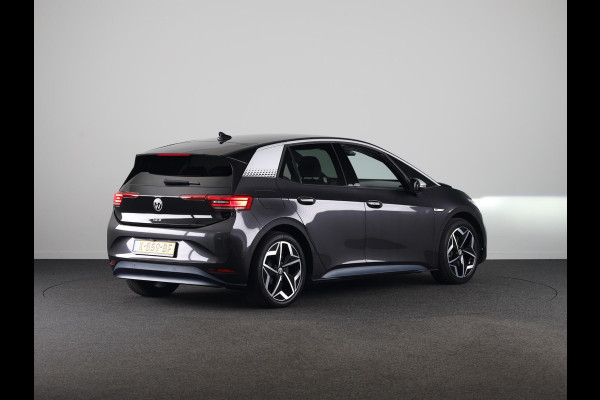 Volkswagen ID.3 First Plus 58 kWh | SOH 93% | Navigatie | Stoelverwarming | Camera | Carplay & Android Auto |
