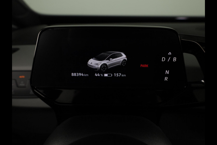 Volkswagen ID.3 First Plus 58 kWh | SOH 93% | Navigatie | Stoelverwarming | Camera | Carplay & Android Auto |