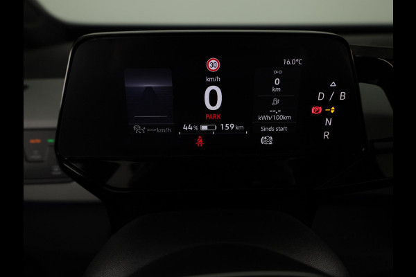 Volkswagen ID.3 First Plus 58 kWh | SOH 93% | Navigatie | Stoelverwarming | Camera | Carplay & Android Auto |