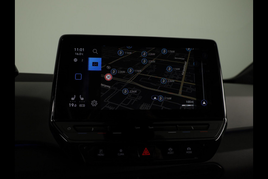 Volkswagen ID.3 First Plus 58 kWh | SOH 93% | Navigatie | Stoelverwarming | Camera | Carplay & Android Auto |