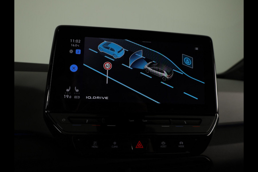 Volkswagen ID.3 First Plus 58 kWh | SOH 93% | Navigatie | Stoelverwarming | Camera | Carplay & Android Auto |