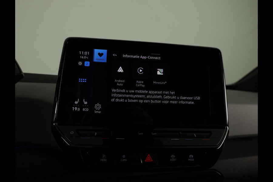 Volkswagen ID.3 First Plus 58 kWh | SOH 93% | Navigatie | Stoelverwarming | Camera | Carplay & Android Auto |