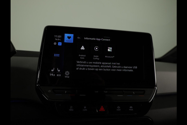 Volkswagen ID.3 First Plus 58 kWh | SOH 93% | Navigatie | Stoelverwarming | Camera | Carplay & Android Auto |