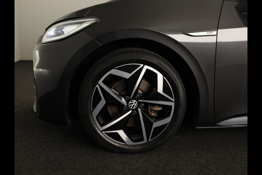 Volkswagen ID.3 First Plus 58 kWh | SOH 93% | Navigatie | Stoelverwarming | Camera | Carplay & Android Auto |