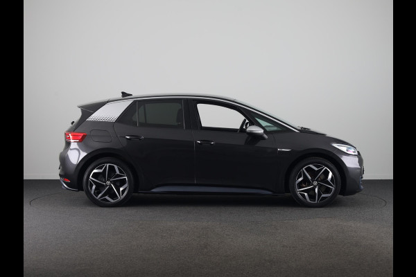 Volkswagen ID.3 First Plus 58 kWh | SOH 93% | Navigatie | Stoelverwarming | Camera | Carplay & Android Auto |