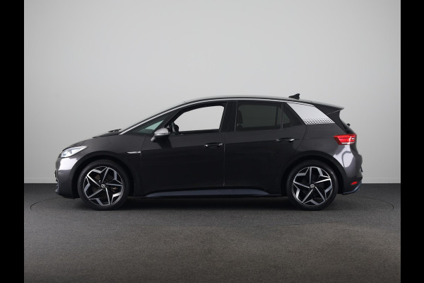 Volkswagen ID.3 First Plus 58 kWh | SOH 93% | Navigatie | Stoelverwarming | Camera | Carplay & Android Auto |