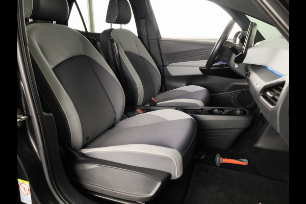 Volkswagen ID.3 First Plus 58 kWh | SOH 93% | Navigatie | Stoelverwarming | Camera | Carplay & Android Auto |