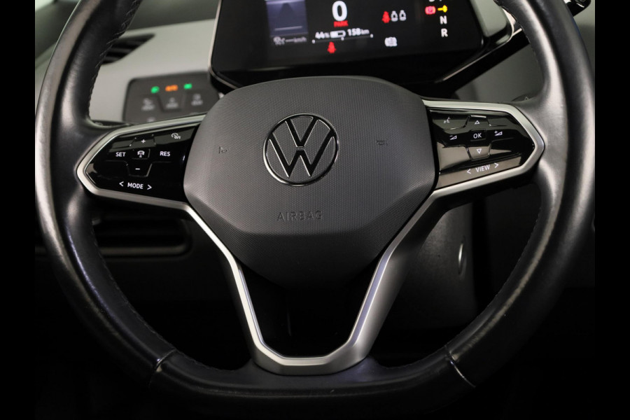 Volkswagen ID.3 First Plus 58 kWh | SOH 93% | Navigatie | Stoelverwarming | Camera | Carplay & Android Auto |