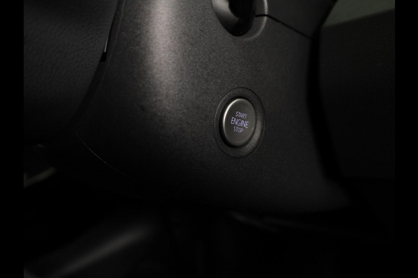 Volkswagen ID.3 First Plus 58 kWh | SOH 93% | Navigatie | Stoelverwarming | Camera | Carplay & Android Auto |