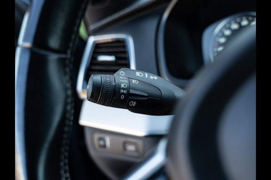 Volvo XC90 2.0 B5 AWD R-Design | Pano | Head-Up | H/K Sound |