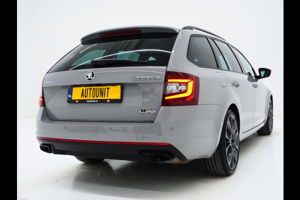 Škoda Octavia Combi 2.0 TSI RS 245PK | Panoramadak | Sportstoelen | Canton | Keyless | Carbon | Camera | Sfeerlicht | Carplay