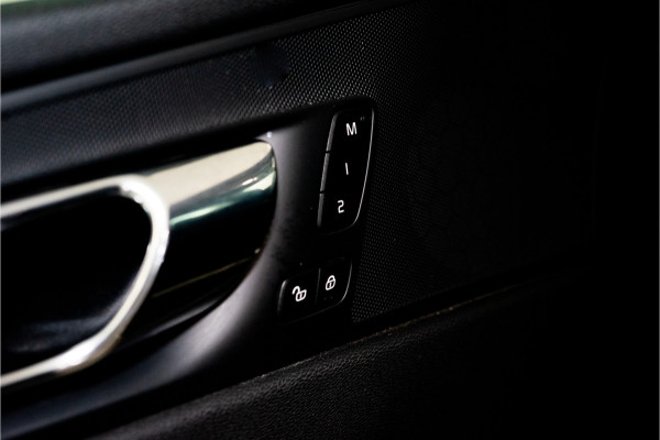 Volvo XC60 2.0 D4 Inscription 191PK | NL AUTO+NAP | Bliss | Trekhaak | Leder&Memory