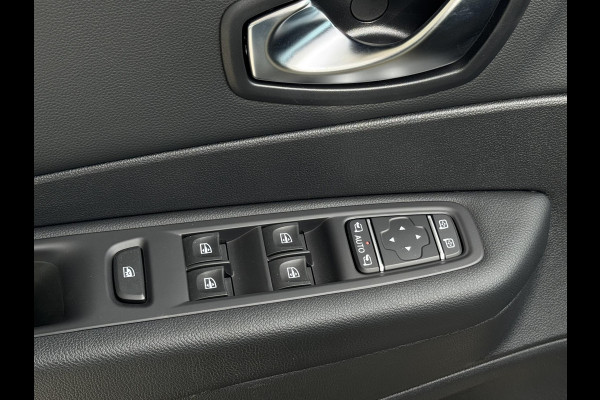 Renault Captur 1.3 TCe 150 EDC Intens AUTOMAAT | TREKHAAK | CAMERA