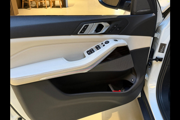 BMW X5 XDrive45e High Executive|Crystal Pook|Skylounge|Leder|HuD