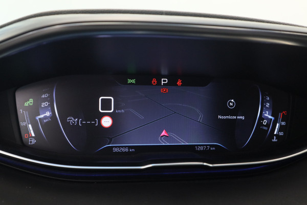 Peugeot 5008 1.6 PureTech Blue Lease Premium Cruise/Climate Trekhaak Panoramadak Carplay 7 Pers. 181PK NAP!