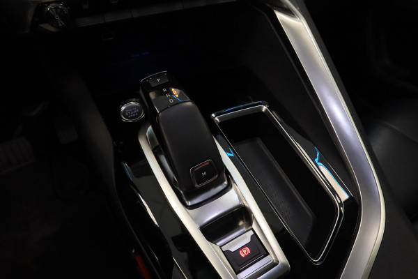 Peugeot 5008 1.6 PureTech Blue Lease Premium Cruise/Climate Trekhaak Panoramadak Carplay 7 Pers. 181PK NAP!