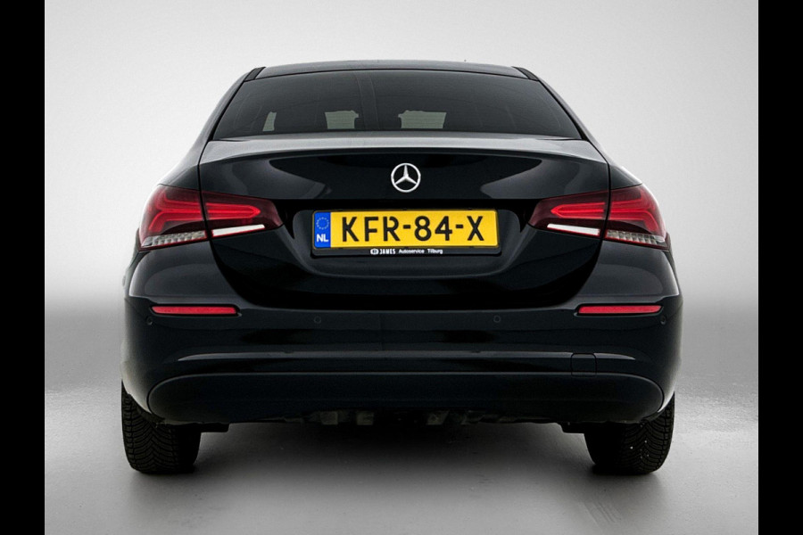 Mercedes-Benz A-Klasse 250 e Black Line WIDE-SCREEN | NAVI | STOF-LEDER