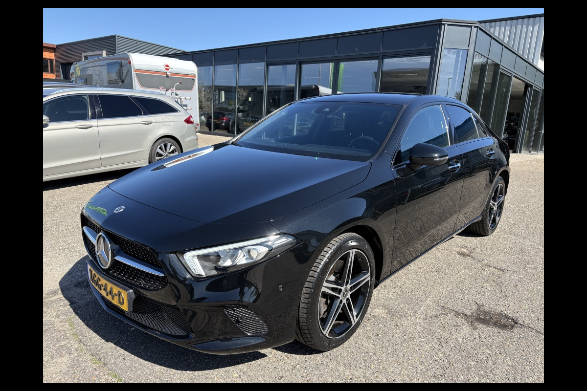 Mercedes-Benz A-Klasse 250 e Business Solution AMG night pack widescreen Soundsystem am