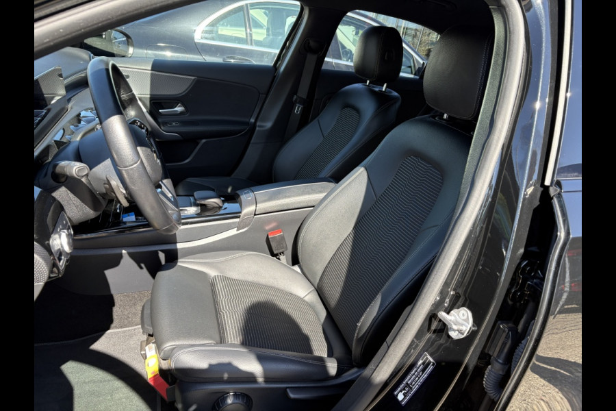 Mercedes-Benz A-Klasse 250 e Business Solution AMG night pack widescreen Soundsystem am