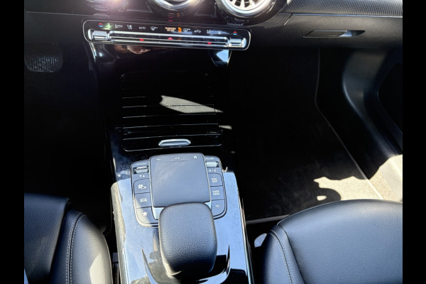 Mercedes-Benz A-Klasse 250 e Business Solution AMG night pack widescreen Soundsystem am