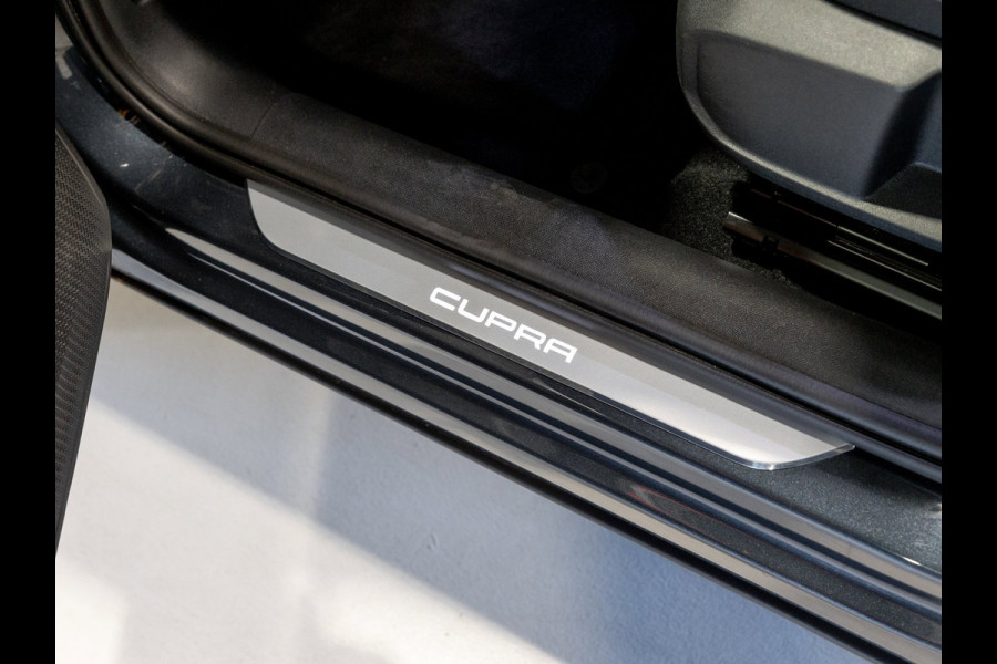 CUPRA Formentor 1.5 TSI / 150pk / Stoel en stuur verwarming / Achteruitrij camera / Adaptieve cruise control /