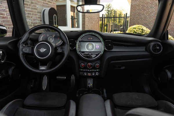 MINI Cabrio 1.5 Cooper John Cooper Works Virtual Stoelverwarming Camera Keyless 17''