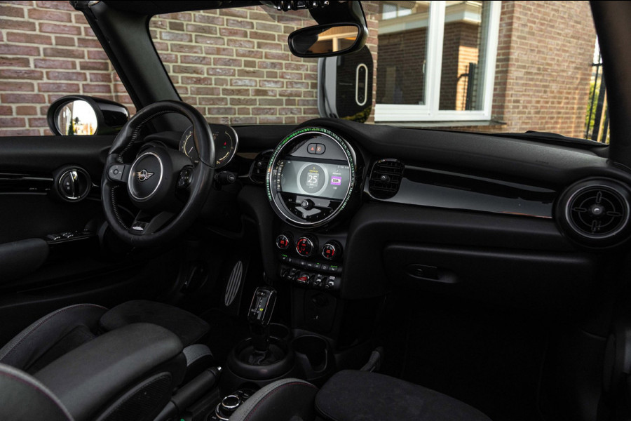 MINI Cabrio 1.5 Cooper John Cooper Works Virtual Stoelverwarming Camera Keyless 17''