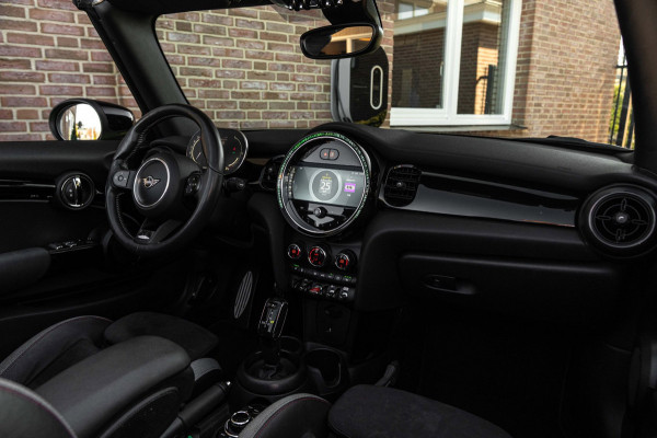 MINI Cabrio 1.5 Cooper John Cooper Works Virtual Stoelverwarming Camera Keyless 17''
