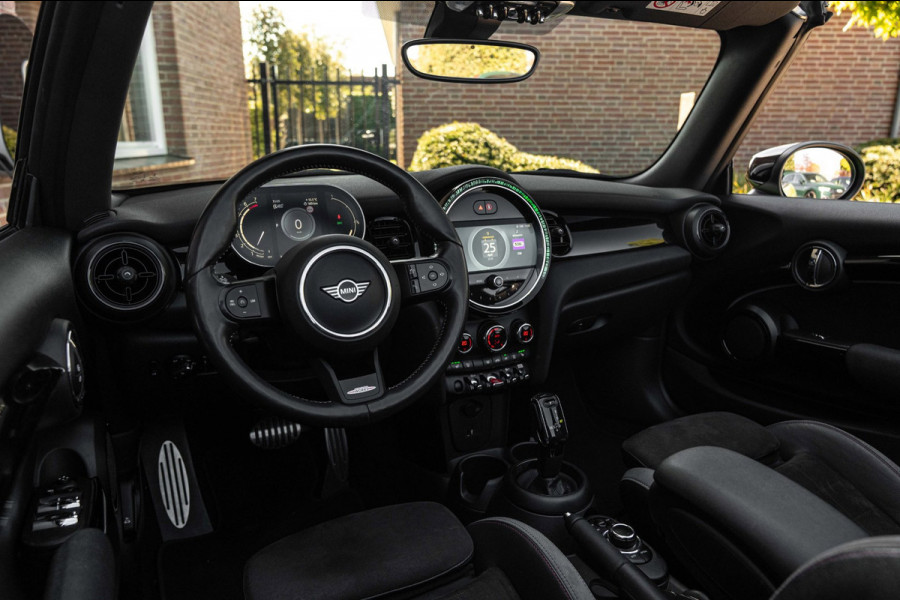 MINI Cabrio 1.5 Cooper John Cooper Works Virtual Stoelverwarming Camera Keyless 17''
