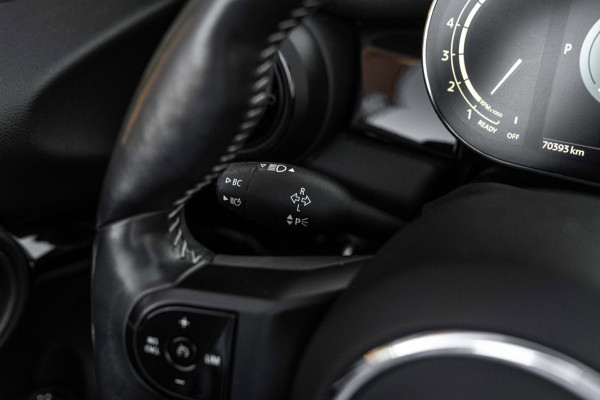 MINI Cabrio 1.5 Cooper John Cooper Works Virtual Stoelverwarming Camera Keyless 17''