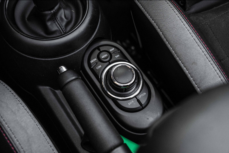 MINI Cabrio 1.5 Cooper John Cooper Works Virtual Stoelverwarming Camera Keyless 17''