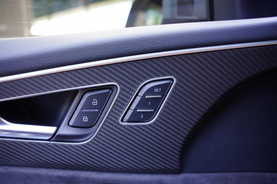 Audi RSQ8 4.0 TFSI quattro / URBAN / 24 Inch / Milltek Uitlaat