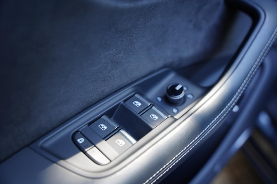 Audi RSQ8 4.0 TFSI quattro / URBAN / 24 Inch / Milltek Uitlaat