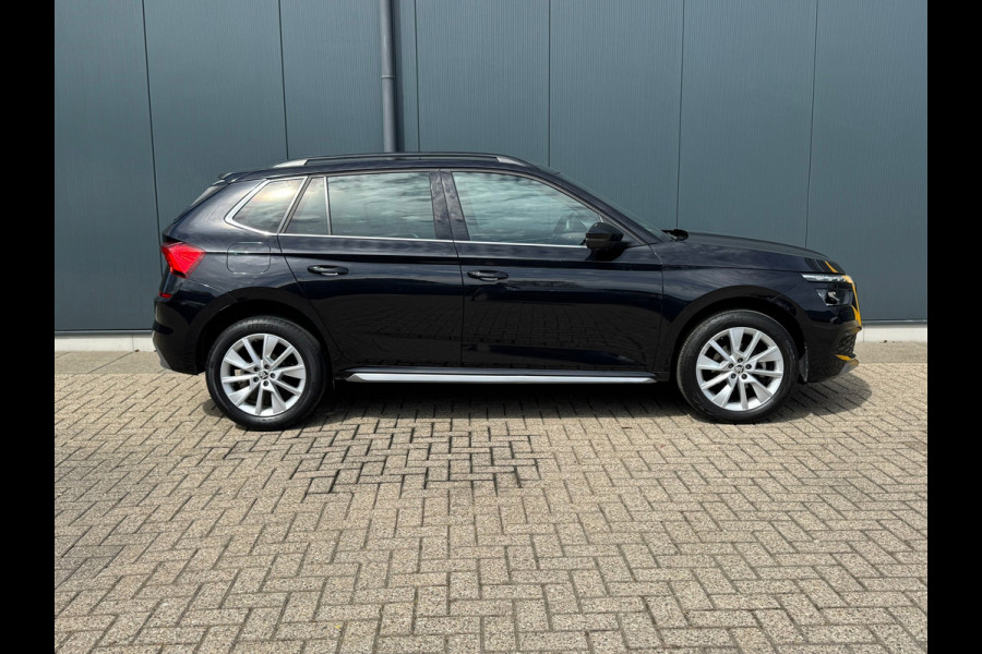 Škoda Kamiq 1.0 TSI Style * Glazen dak * Stoelverwarming * Camera * Climate controle *