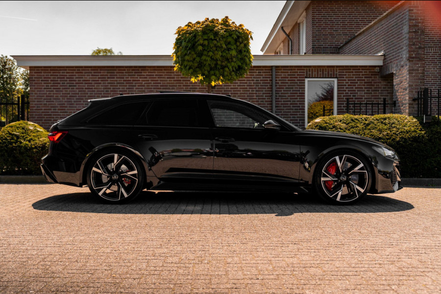 Audi RS6 Avant 4.0 TFSI Quattro 600 PK Milltek Adaptive Pano B&O Softclose Keramisch Keyless 22''