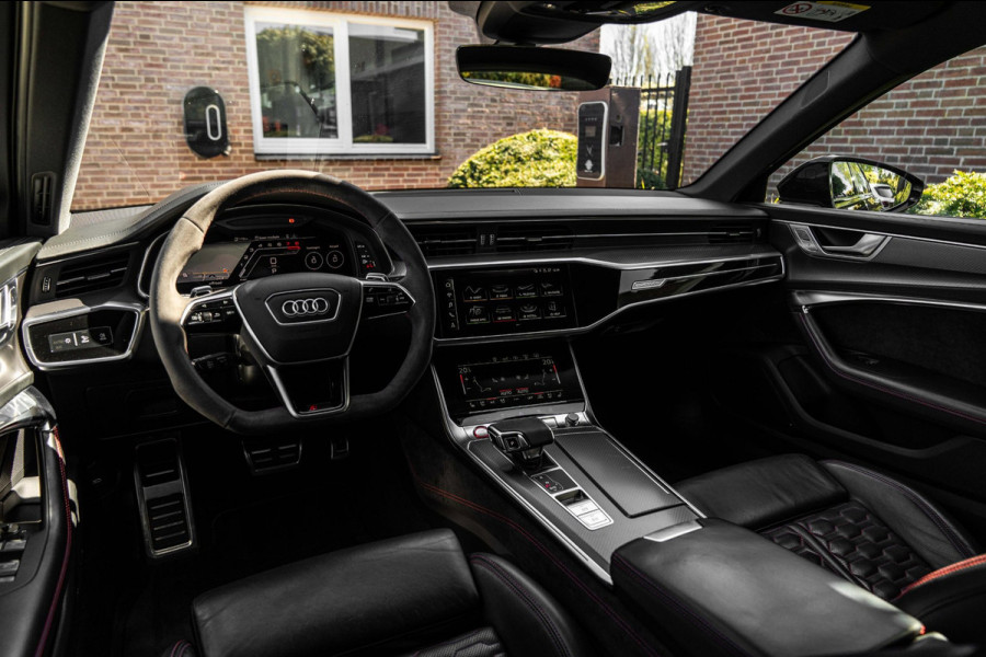 Audi RS6 Avant 4.0 TFSI Quattro 600 PK Milltek Adaptive Pano B&O Softclose Keramisch Keyless 22''