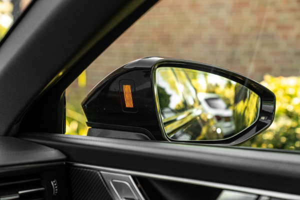 Audi RS6 Avant 4.0 TFSI Quattro 600 PK Milltek Adaptive Pano B&O Softclose Keramisch Keyless 22''