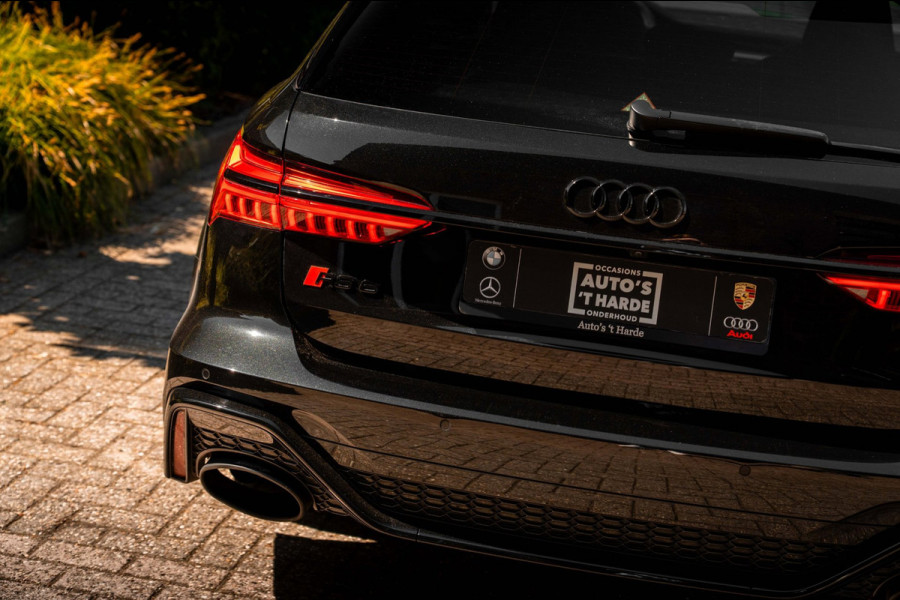 Audi RS6 Avant 4.0 TFSI Quattro 600 PK Milltek Adaptive Pano B&O Softclose Keramisch Keyless 22''