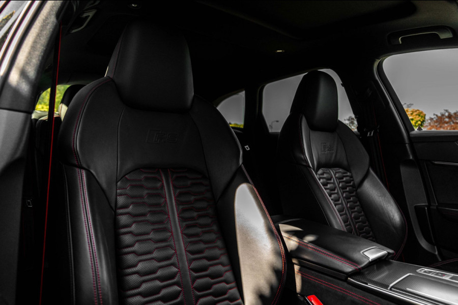 Audi RS6 Avant 4.0 TFSI Quattro 600 PK Milltek Adaptive Pano B&O Softclose Keramisch Keyless 22''