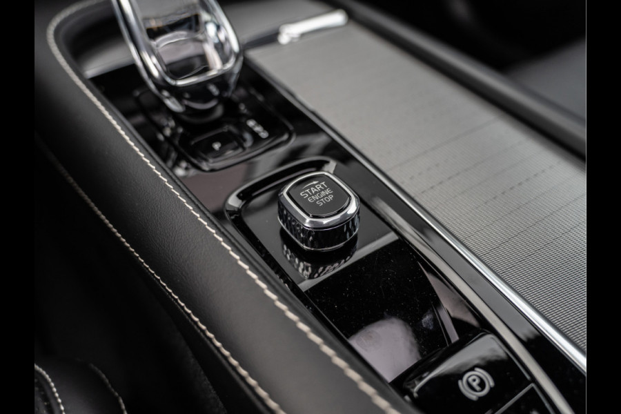 Volvo XC90 2.0 T8 Recharge AWD Ultimate Dark | Alcantara | HUD | 22" LMV | Trekhaak | BTW