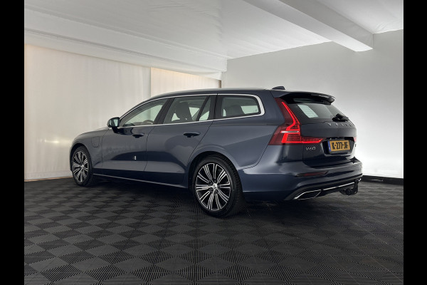Volvo V60 2.0 T8 Recharge AWD Inscription (INCL.BTW) Aut. *LEATHER | FULL-LED | ADAPTIVE-CRUISE | MEMORY-PACK | KEYLESS | BLINDSPOT | TOP-VIEW | DIGI-COCKPIT | LANE-ASSIST | NAVI-FULLMAP | TOWBAR | HEATED-SEATS | ECC | PDC | DAB | 18