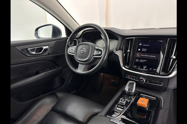 Volvo V60 2.0 T8 Recharge AWD Inscription (INCL.BTW) Aut. *LEATHER | FULL-LED | ADAPTIVE-CRUISE | MEMORY-PACK | KEYLESS | BLINDSPOT | TOP-VIEW | DIGI-COCKPIT | LANE-ASSIST | NAVI-FULLMAP | TOWBAR | HEATED-SEATS | ECC | PDC | DAB | 18
