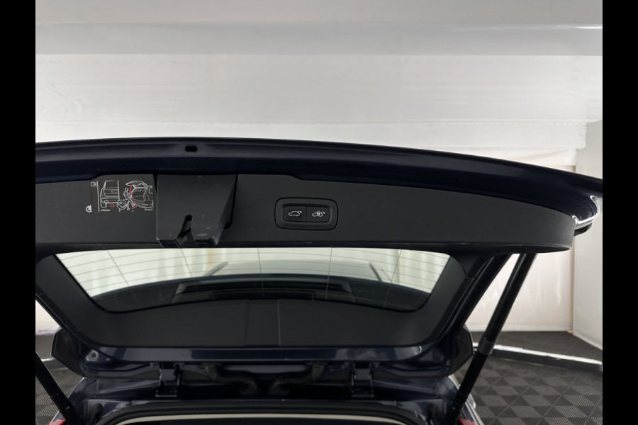 Volvo V60 2.0 T8 Recharge AWD Inscription (INCL.BTW) Aut. *LEATHER | FULL-LED | ADAPTIVE-CRUISE | MEMORY-PACK | KEYLESS | BLINDSPOT | TOP-VIEW | DIGI-COCKPIT | LANE-ASSIST | NAVI-FULLMAP | TOWBAR | HEATED-SEATS | ECC | PDC | DAB | 18
