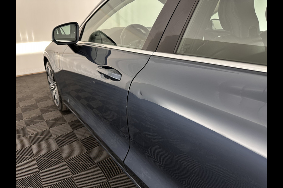 Volvo V60 2.0 T8 Recharge AWD Inscription (INCL.BTW) Aut. *LEATHER | FULL-LED | ADAPTIVE-CRUISE | MEMORY-PACK | KEYLESS | BLINDSPOT | TOP-VIEW | DIGI-COCKPIT | LANE-ASSIST | NAVI-FULLMAP | TOWBAR | HEATED-SEATS | ECC | PDC | DAB | 18