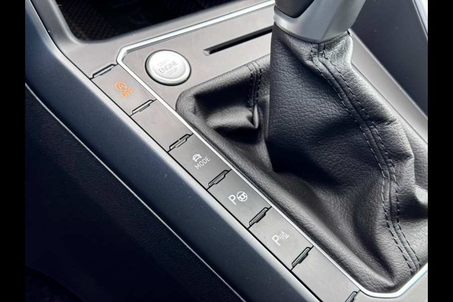 Volkswagen Taigo 1.5 TSI R-Line Pano/Keyless/Camera